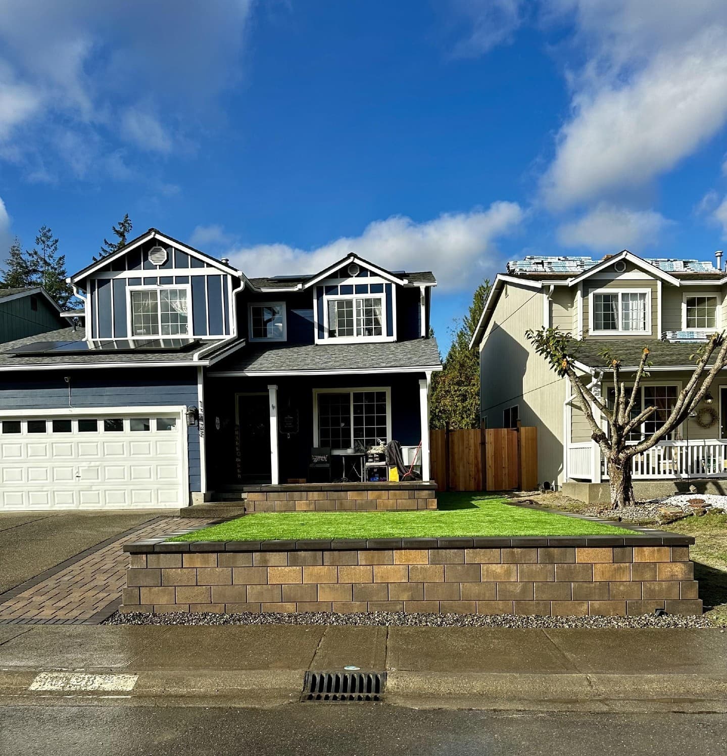 Block retaining wall with turf terrace, Puyallup WA